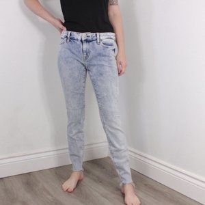 *Tommy Hilfigre Stone Wash Skinny Jeans